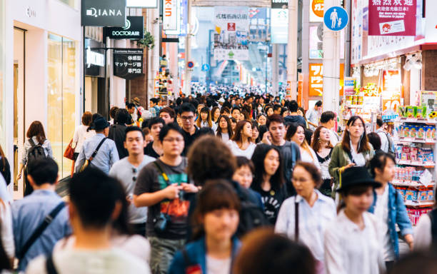 istock Crowded street in Japan 542200828