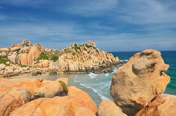 istock Cu Lau Cau island, Binh Thuan, VIetnam 542210988