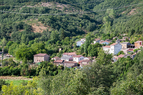 istock Views of Nocedo de Gordon 542217344