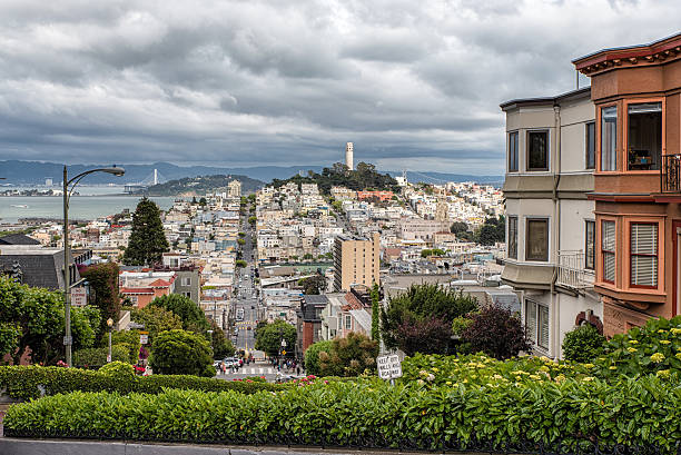 istock Lombard street 542299574