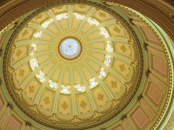 istock California State Capitol Dome - Sacramento 542547828