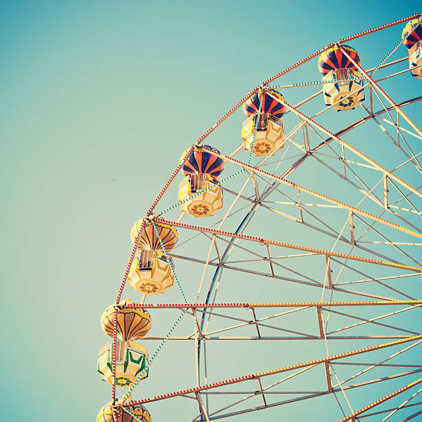 istock Vintage ferris wheel 542549630