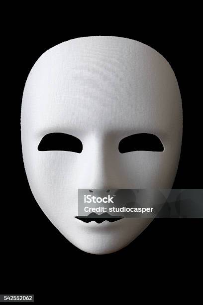 Maschera Bianca - Fotografie stock e altre immagini di Bianco - Bianco,  Camuffamento, Carnevale - Festività pubblica - iStock