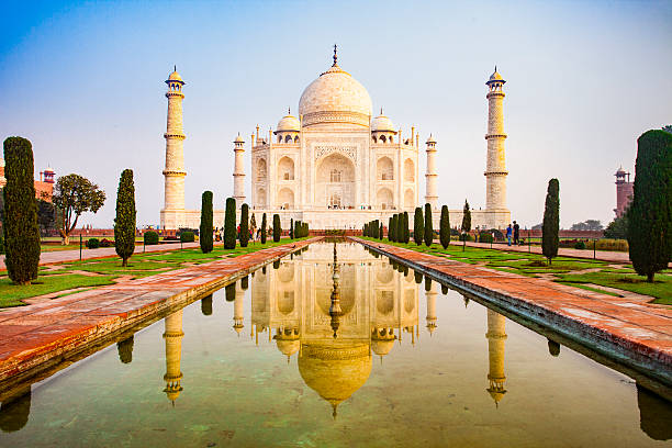 istock Taj Mahal in Morning Sunrise Light 542552460