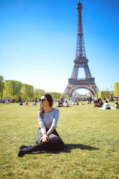 istock Young woman relaxing in Paris 542579144