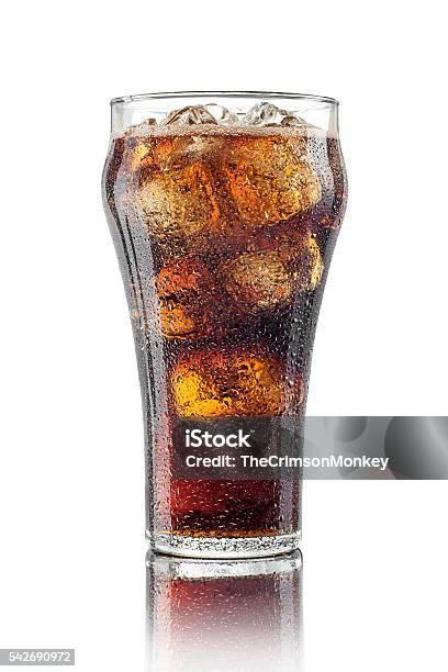 クラシックコップ1杯のコーラ - コーラのストックフォトや画像を多数ご用意 - コーラ, グラス, ソーダ類