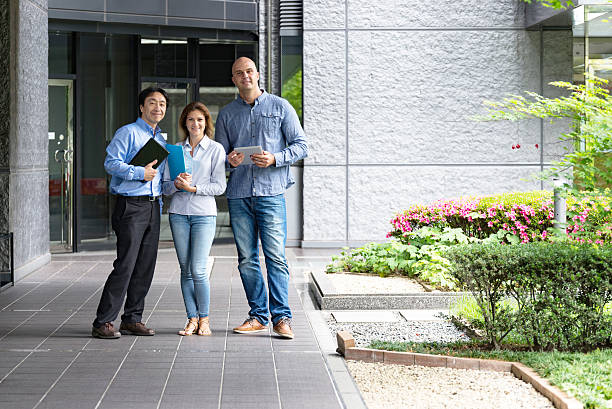 istock International Business pepole discussing outdoor 542701284
