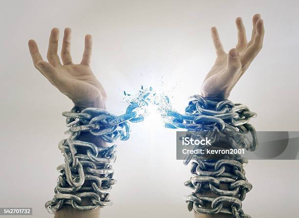 Broken Chains Stock Photo - Download Image Now - Chain - Object, Freedom, Concepts