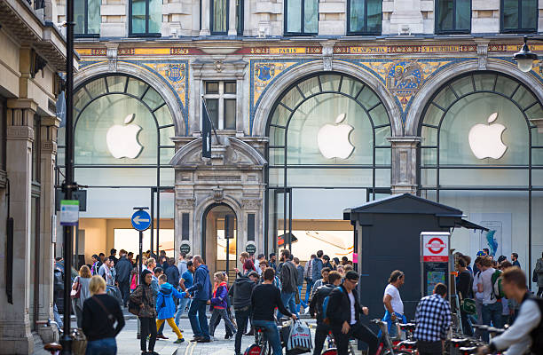 100+ Apple Store London Stock Photos, Pictures & Royalty-Free Images