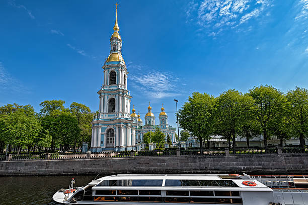 istock Saint Petersburg Buildings and Architecture 542726022