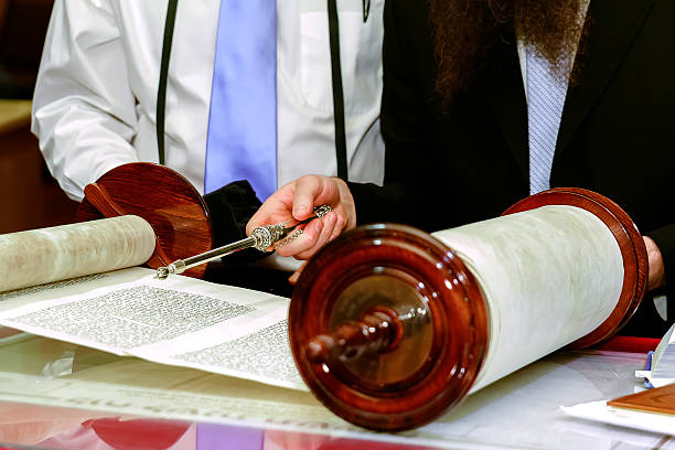 istock Jewish man dressed in ritual clothing 542726196