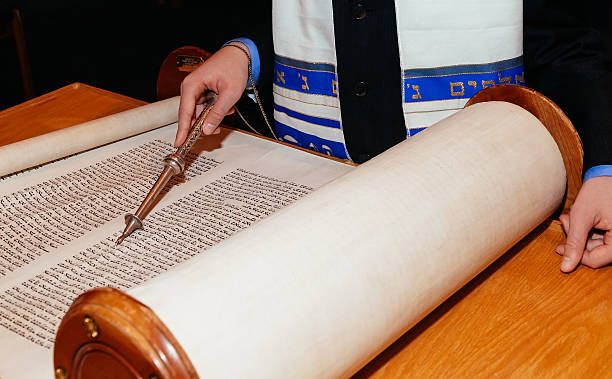 istock Jewish man dressed in ritual clothing 542726502