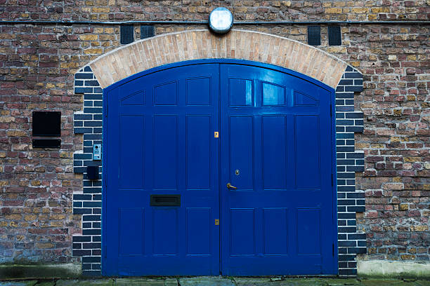 istock Old-fashioned Wooden Door 542825702