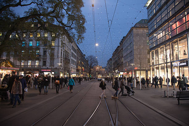istock Amazing night scenes from Zurich, Switzerland 542836100