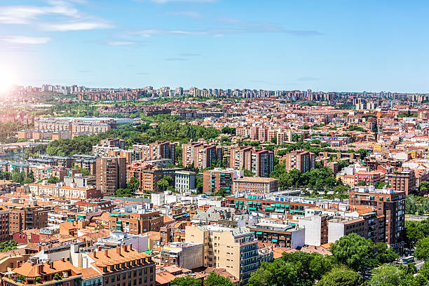 skyline de madrid - madrid built structure house spain imagens e fotografias de stock