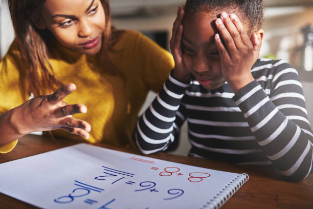 istock Mother learning child to calculate 542971312