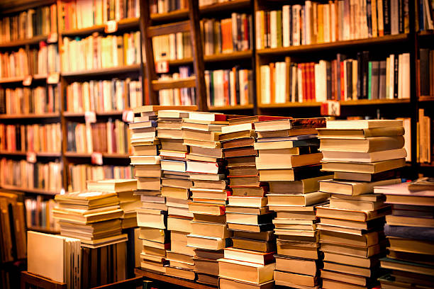 istock books in second-hand bookshop 543042274