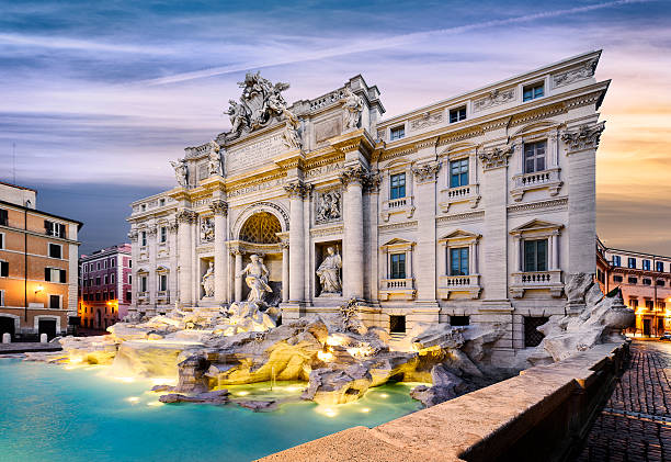 fontanna di trevi w rzymie, włochy - trevi fountain rome fountain monument zdjęcia i obrazy z banku zdjęć