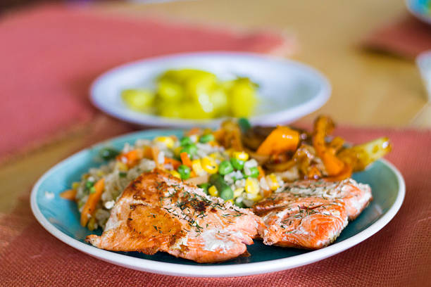 Grillled salmon with rice and vegetables