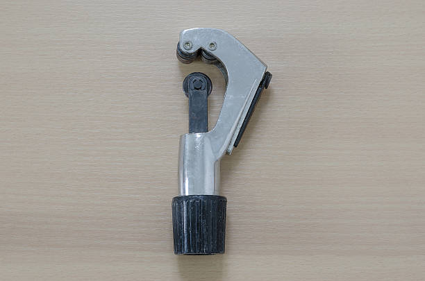 istock Cutter tool for air repairing 543073512