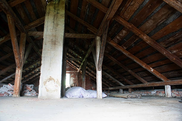 istock Old loft in an abandoned house 543178824