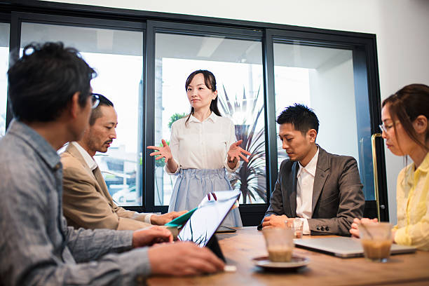 istock Business woman giving a presentation 543185372