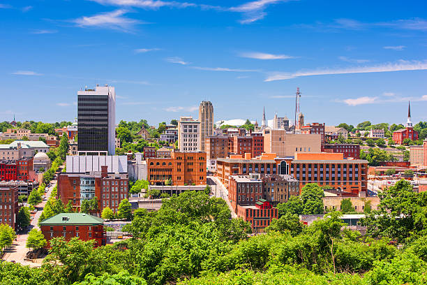 istock Lynchburg, Virginia, USA Skyline 543188676