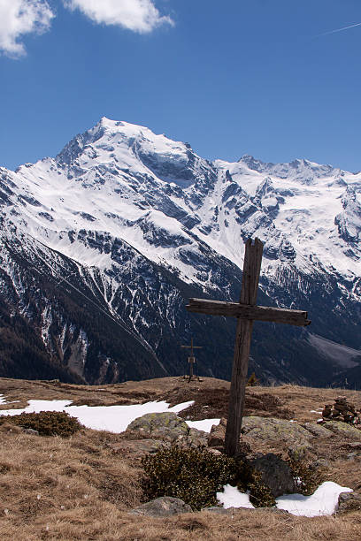 istock Summit Cross in front of Ortles Glacier, Italy 543201256