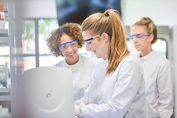 istock female scientists in the lab 543202304
