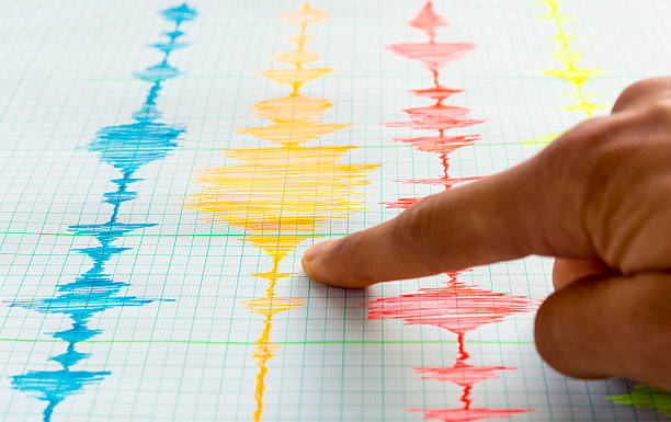 seismological device sheet - seismometer - plate tectonics imagens e fotografias de stock