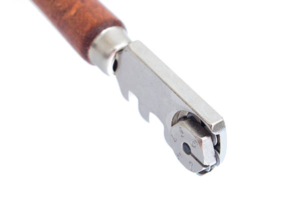 istock Glass cutter, knife tool isolated on white background 543316410