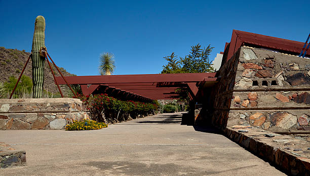 taliesan ouest de frank lloyd wright - southwest usa architecture building exterior scottsdale photos et images de collection