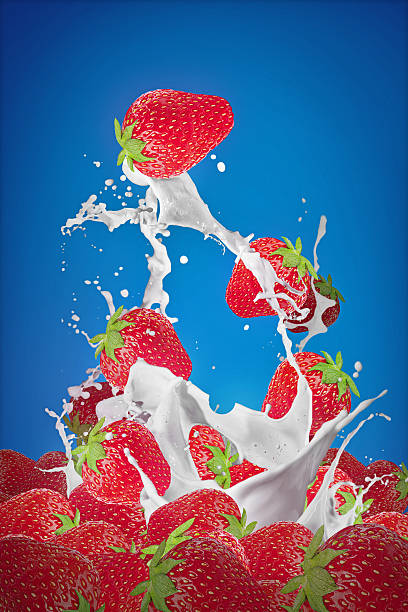istock Fresh Milk  and strawberry background 543328270