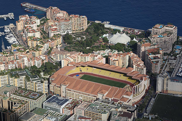 aerial view of stade louis ii and fontvieille - barcelone contre juventus 個照片及圖片檔