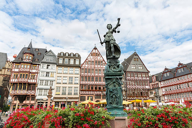 Town square romerberg Frankfurt Germany old town square romerberg with Justitia statue in Frankfurt Germany münchen stock pictures, royalty-free photos & images