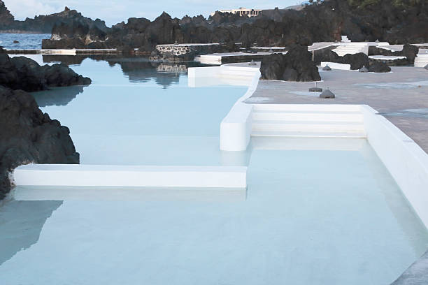 istock Natural Swimming Pool, Madeira, Portugal (Porto Moniz) 543359264