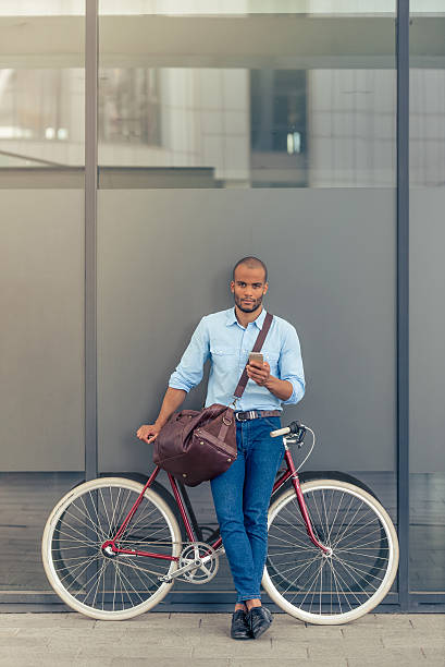 istock Stylish Afro American businessman 543360018