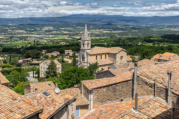 istock Bonnieux in the Luberon Provence 543444314
