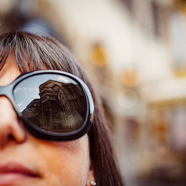 istock Florence Cathedral reflexing in sunglasses 543448032