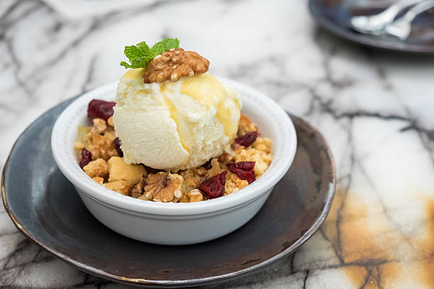 istock apple crumble and vanilla ice cream 543451506