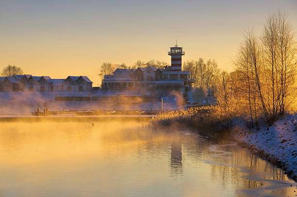 http://www.mordolff.ru/is/_lb_nature_fog.jpg