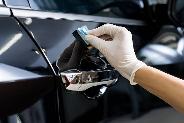 istock Car detailing series : Coating black car door 543584830