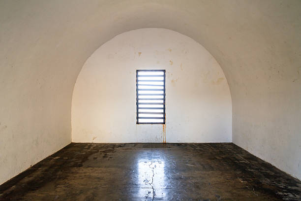 sala redonda vazia - castillo de san cristobal - fotografias e filmes do acervo