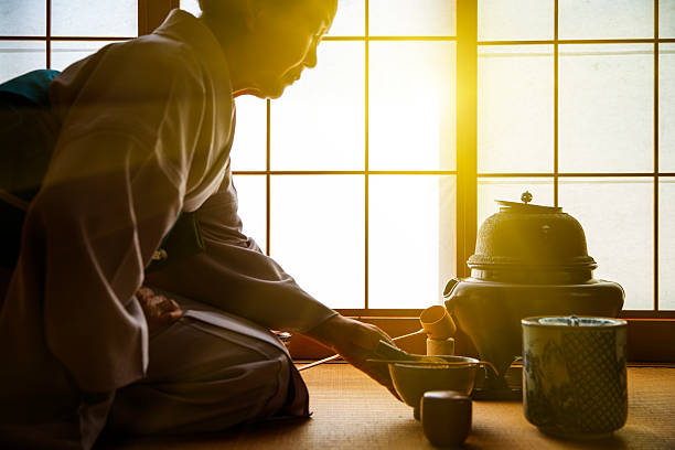 sado (tradicional cerimônia japonesa do chá) - tea ceremony - fotografias e filmes do acervo