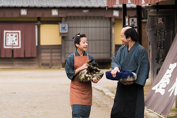 istock Japanese man and child 543697548