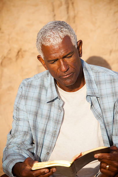 istock African American Man Reading Bible 543833288