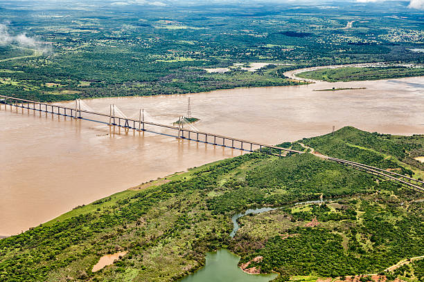 orinoquia brücke über orinoco river. puerto ordaz, venezuela - orinoco river stock-fotos und bilder