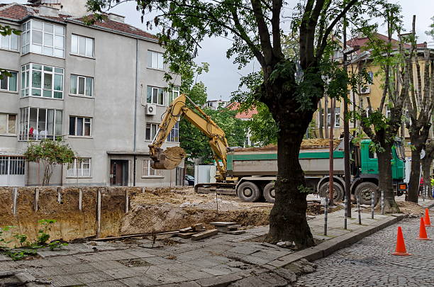 istock Digging foundation of new construction in the residential district 543983922