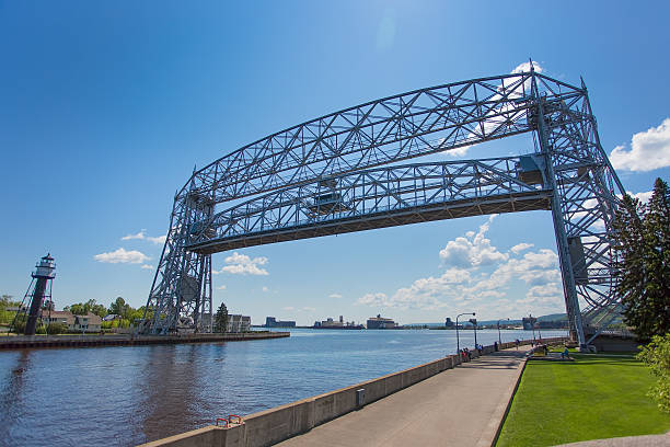 istock Duluth aerial lift bridge - road deck in raised position 544325398