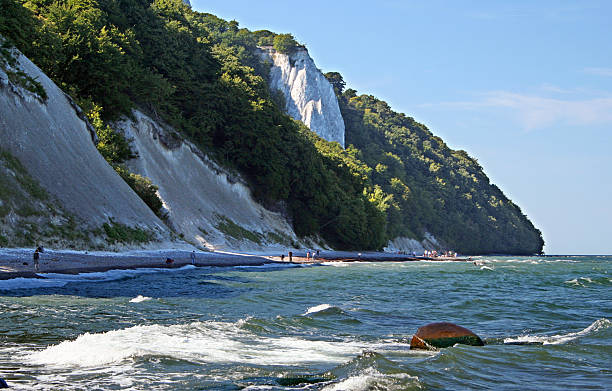 istock Cliff in Jasmund National Park at Ruegen 544464986